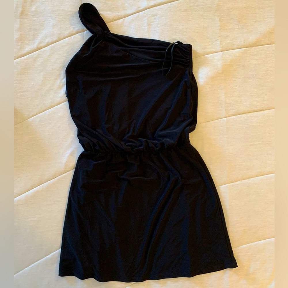 Formal one shoulder sleeveless lined top by White House Black Market, size 2